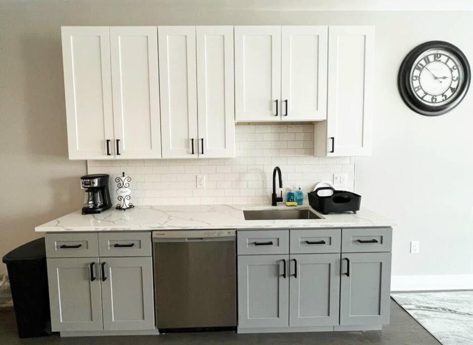 Modern 2Br 2Ba Apartment With Rooftop In Brewerytown Philadelphia Bagian luar foto